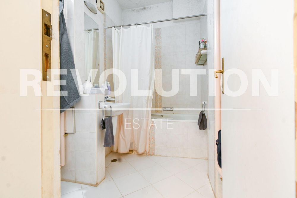 Продава се Двустаен апартамент в София, Оборище - 101 кв.м за 1818 €/кв.м - Снимка #6