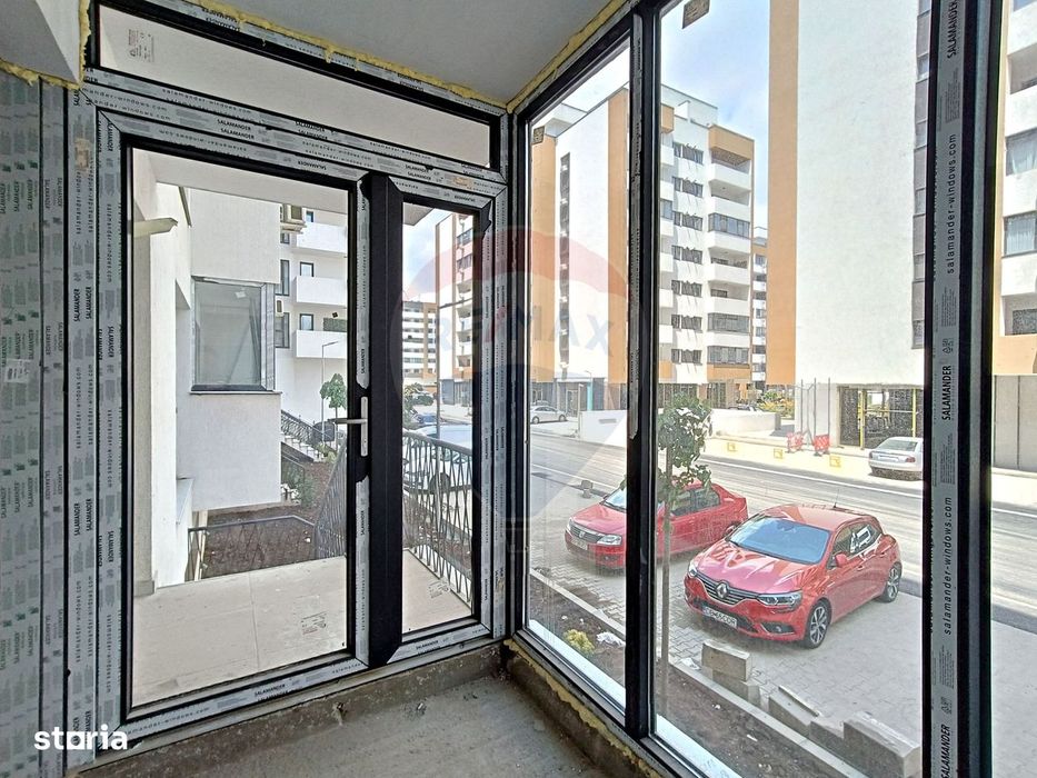 Vanzare Spatiu Comercial Parter, Terasa 63mp | M. Berceni la 9 minute