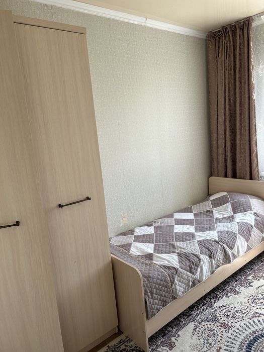 Продам 4-х комн квартиру