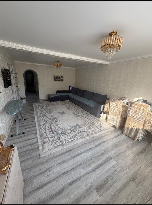 ҮЙ САТЫЛАДЫ, дереу, саудасы бар.