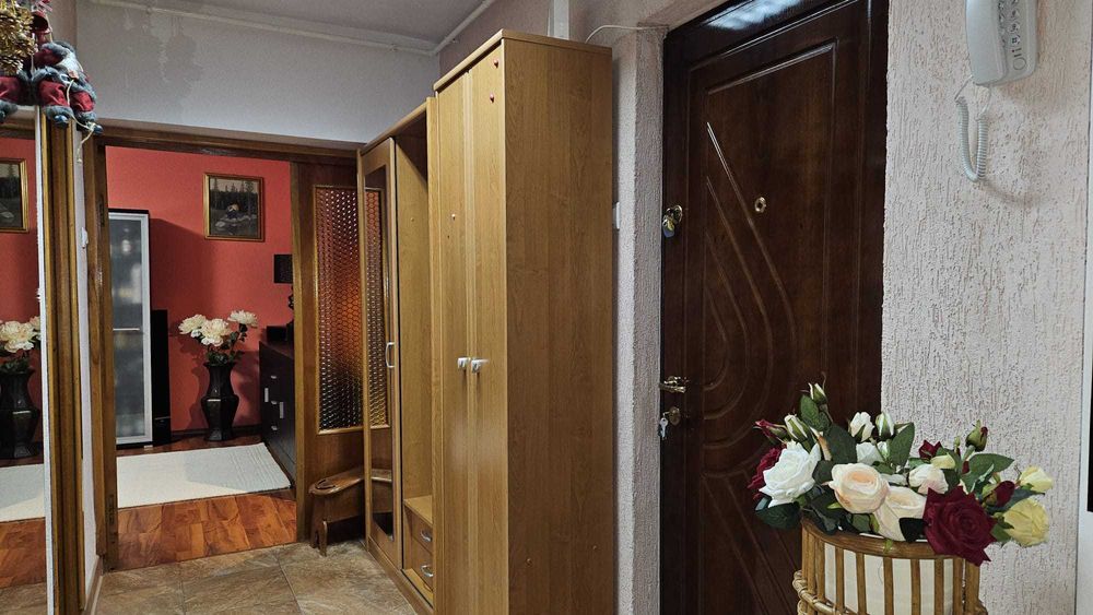 Proprietar vand ap.3 cam decomandat, 2 bai 82 mp, CT, Boxa, Vlad Tepes