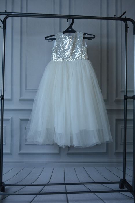 Прокат платьев в Костснае