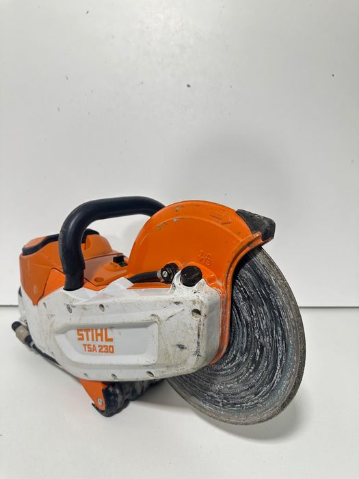 STIHL TSA 230 + Acumulator AP 500 S pentru taiat beton