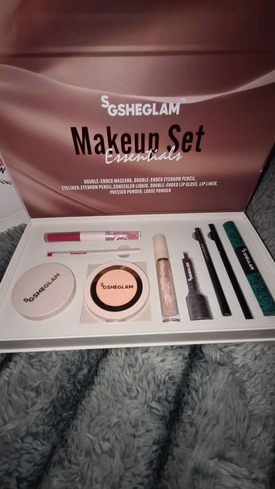 Набор косметики новый