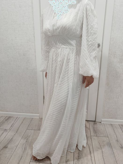 Сатылады 46-48. ұзын полға дейін.