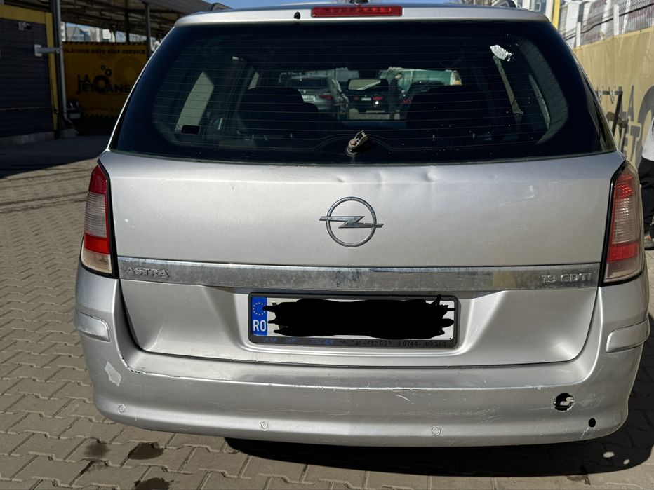 Opel Astra H 1.9 CDTI