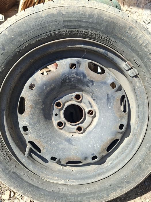 4 бр летни гуми почти нови