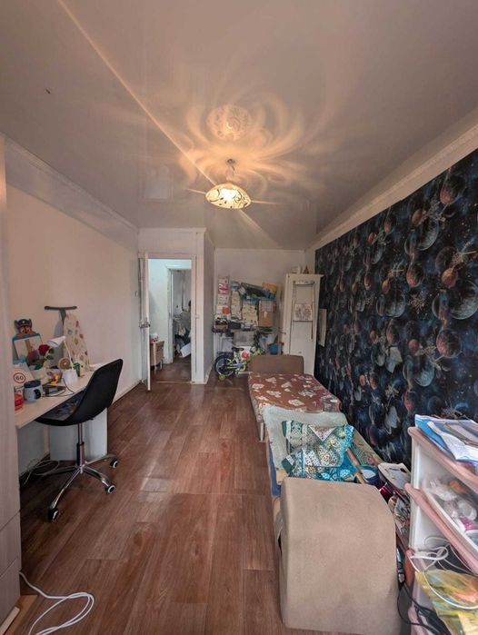 Срочно продам дешево 2к квартиру 9200