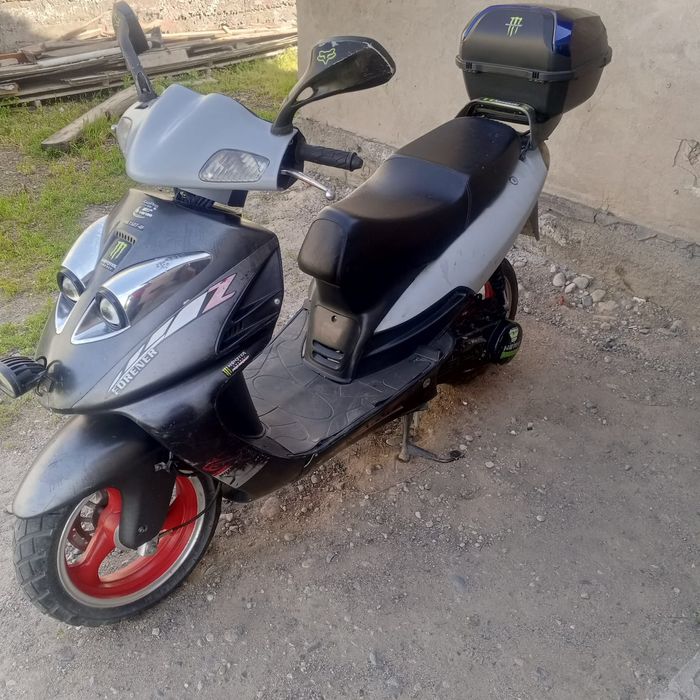 Продам мопед Райсер