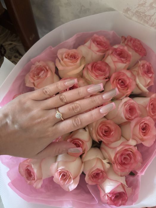 Розовые розы 25шт
