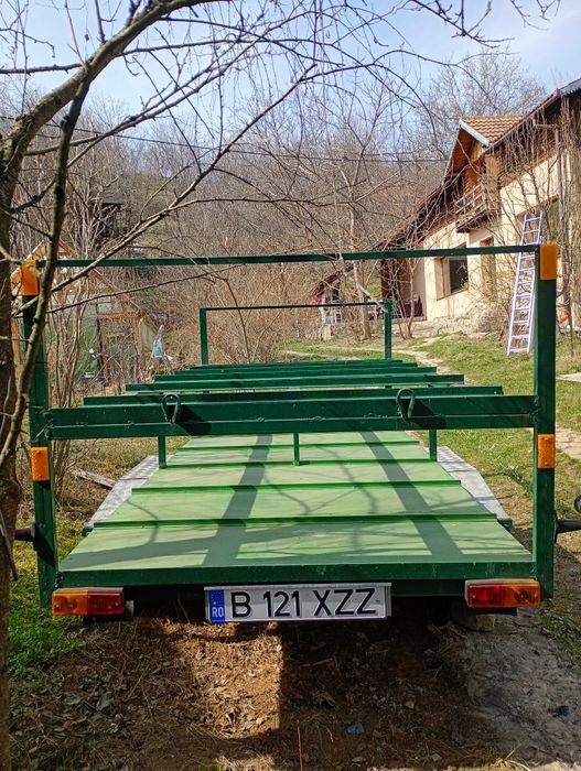 Remorca apicola de vânzare