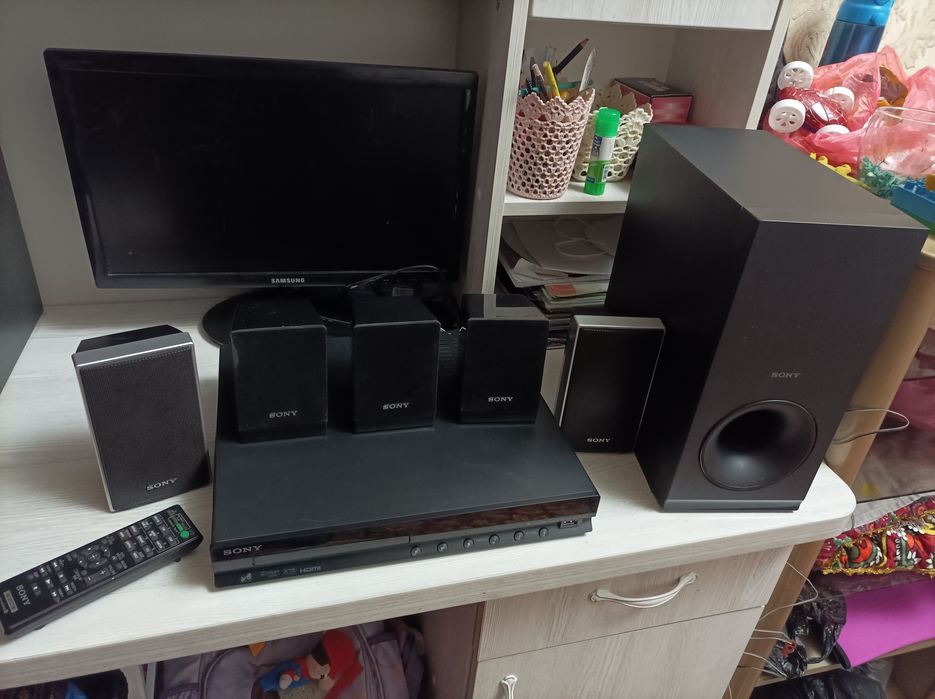 Sony uslitel kalonkalar sotiladi.