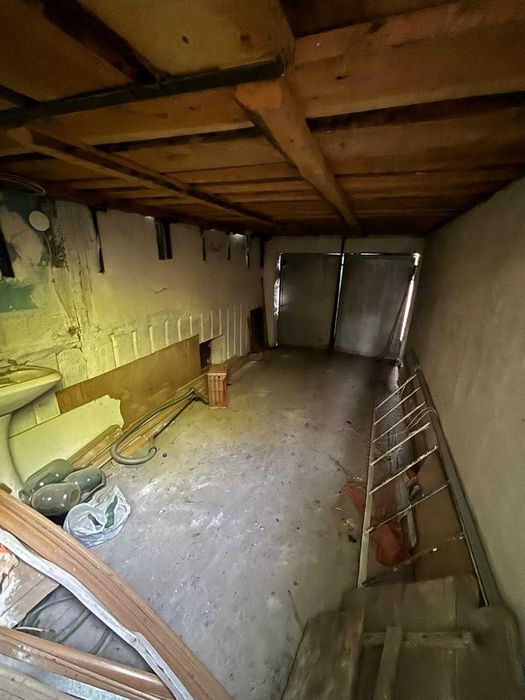 Продам 3- ком квартиру район Уют