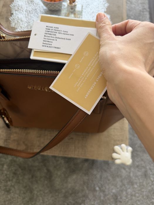 Оригинална чанта Michael kors