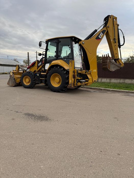 Buldoexcavator Caterpillar!!