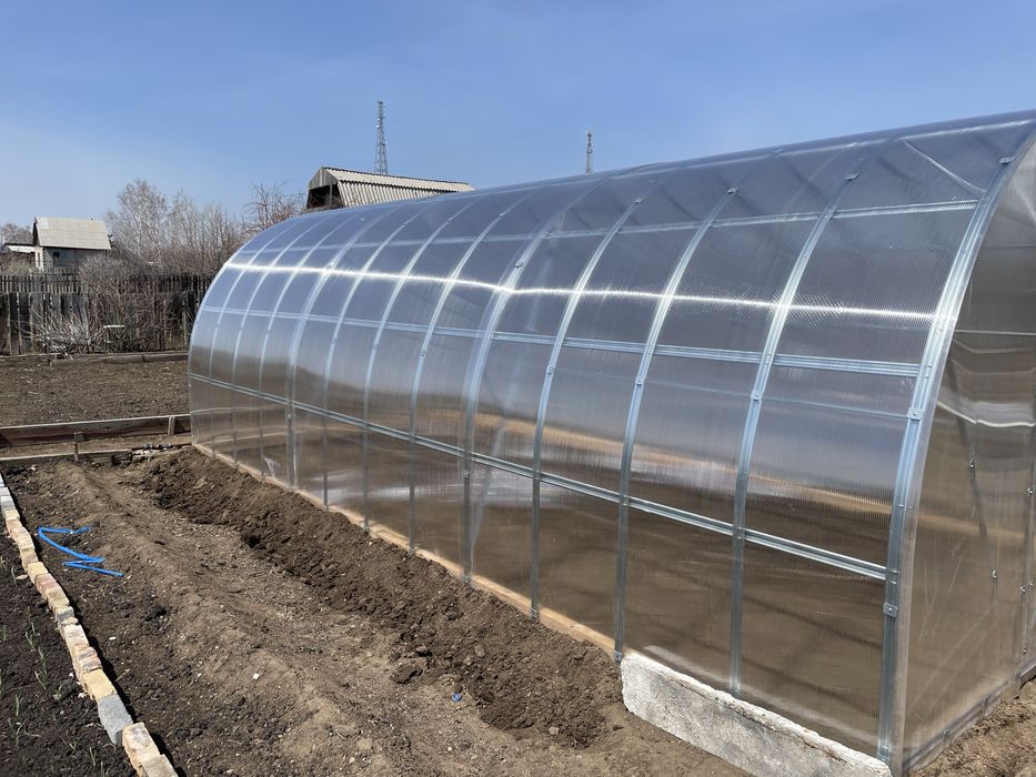 Теплица из поликарбоната