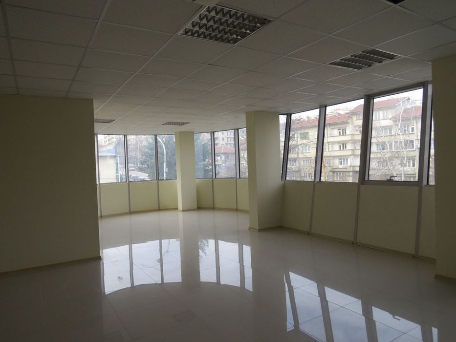 Офис в Велико Търново