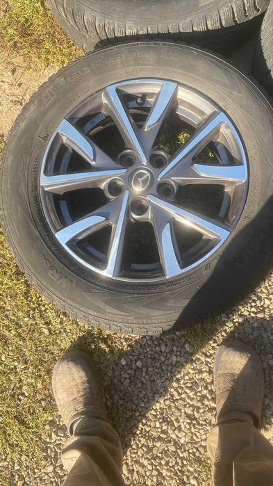 Jante Mazda R16 5×114.3 anvelope iarna Nokian, senzori presiune