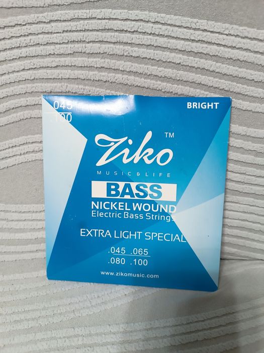 Продам струны для бас гитары