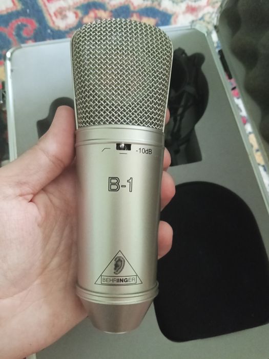 Продается студийный микрофон Behringer B-1 (новый, в коробке)
