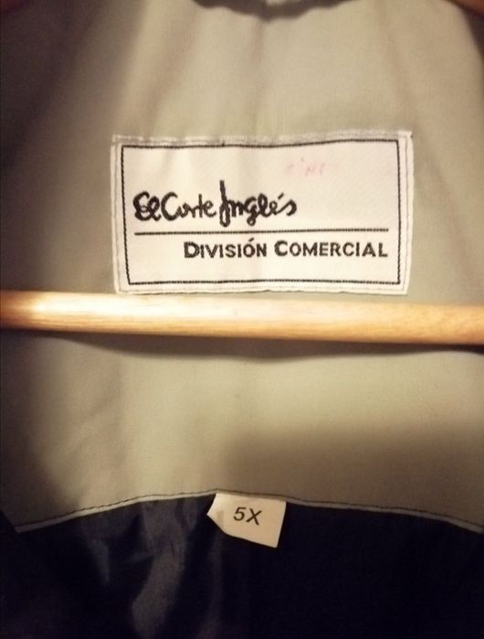 Geaca impermeabila/matlasata "ElCorte Ingles" fabricata în Spania