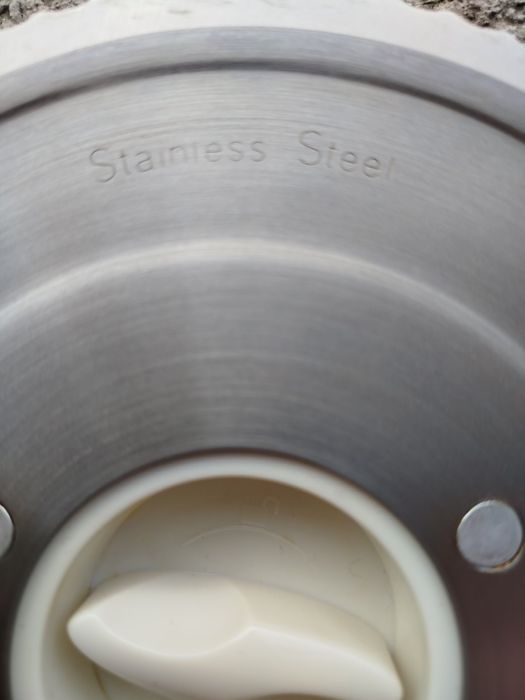 колбасорезачка /слайс машина