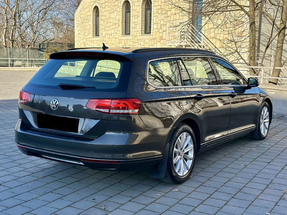 Volkswagen Passat 1,6 tdi Mocca Brown Automata Navi 2017 Euro 6