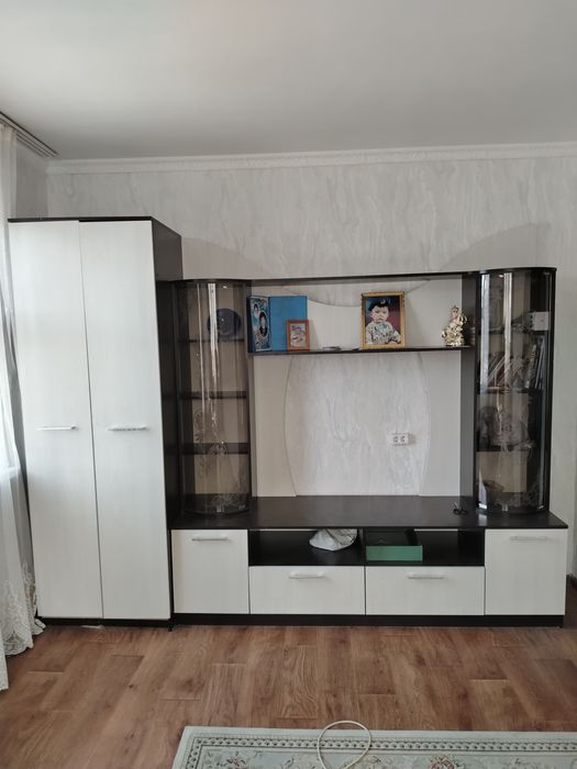 продам стенку в отличном состоянии