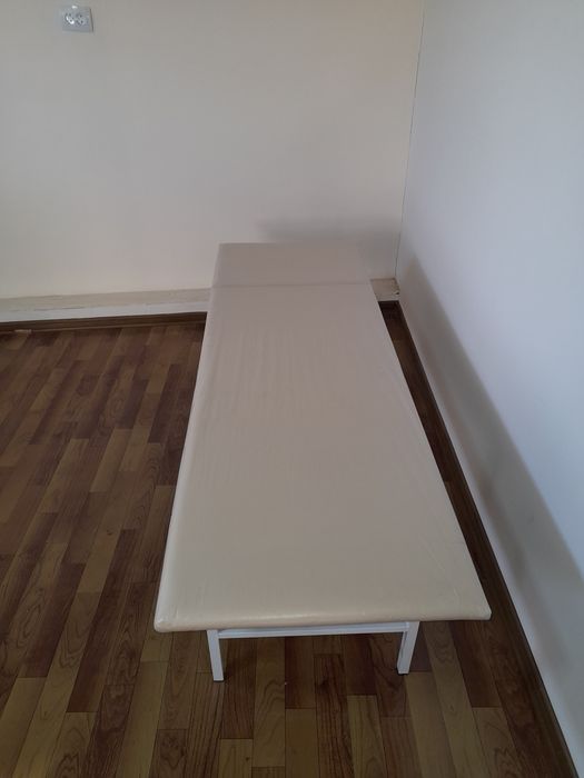 Медицинская смотровая кушетка | НОВАЯ | БЕСПЛАТНАЯ ДОСТАВКА