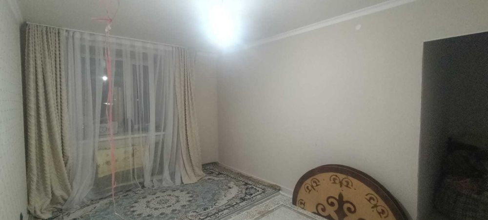 Продам трехкомнатную квартиру