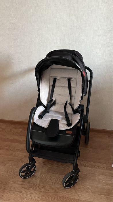 Продам коляску до 3-4 лет