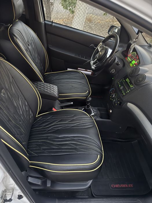 Нексия 3 сотилади