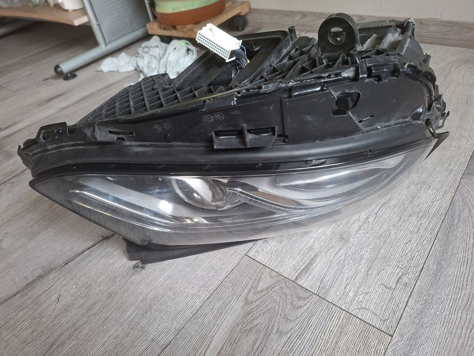far Dreapta Mercedes E class W213