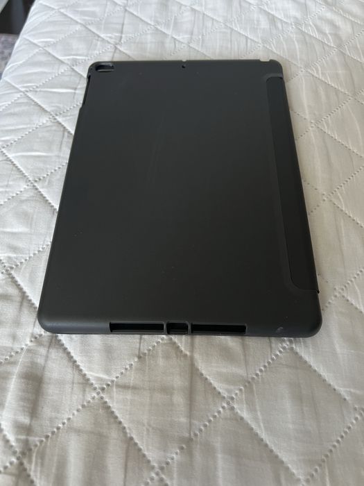 Продавам калъф / кейс за ipad 9,7 инча iPad Air 1/2, модел А1822, А1823