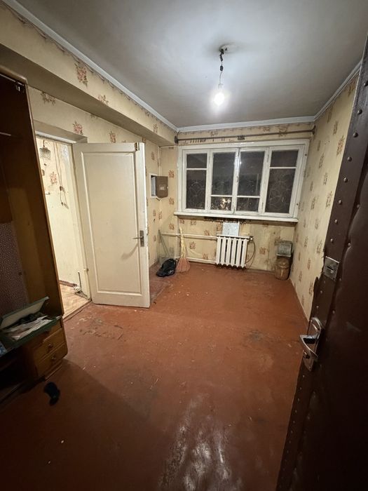 Продается квартира своя 3 комнатная транспортный инстиут