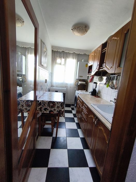 Apartament 3 cam Piata Dărmănești