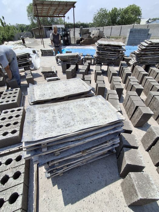 Shlaka blok g'isht aparati