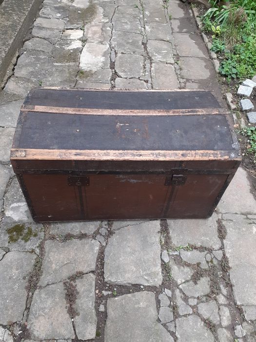 Старинен шкаф ракла