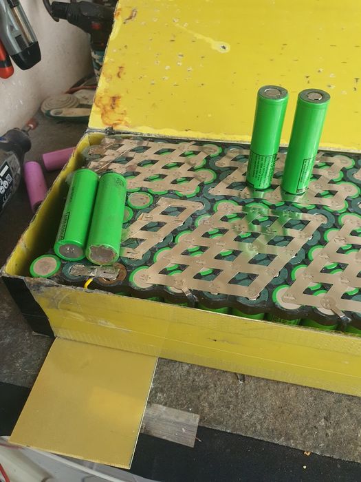 Изработвам батериини пакети за електрически-велосипеди