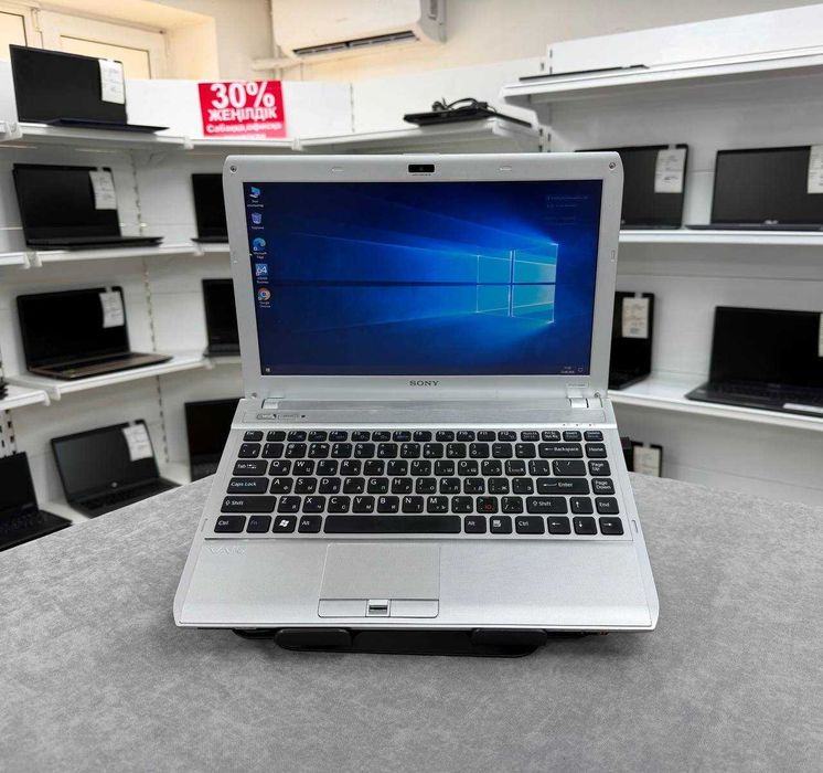 SONY VAIO Core i3/ОЗУ4/HDd 320/бюджетный ноутбук для офиса