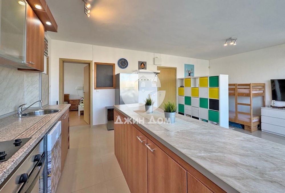 Продава се Двустаен апартамент в к.к. Слънчев бряг - 250 кв.м за 388 €/кв.м - Снимка #4