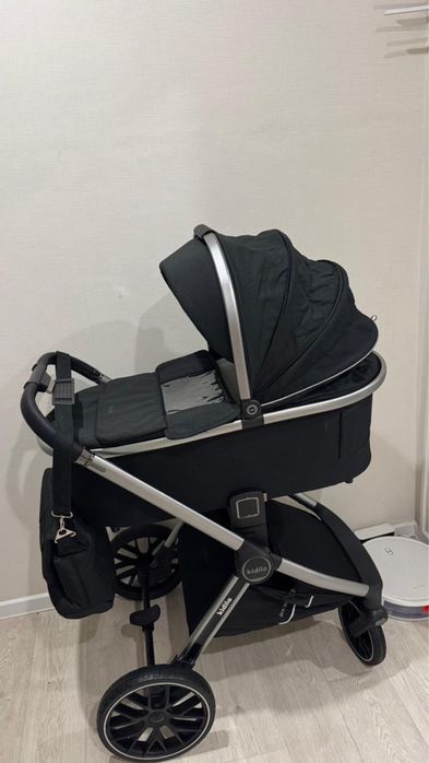 продам коляску 2 в 1