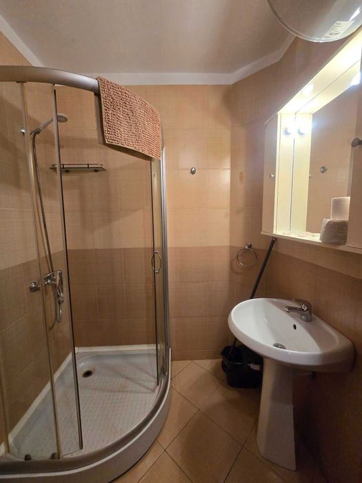 Дава се под наем Едностаен апартамент в Свищов - 50 кв.м за 178.5 € - Снимка #7