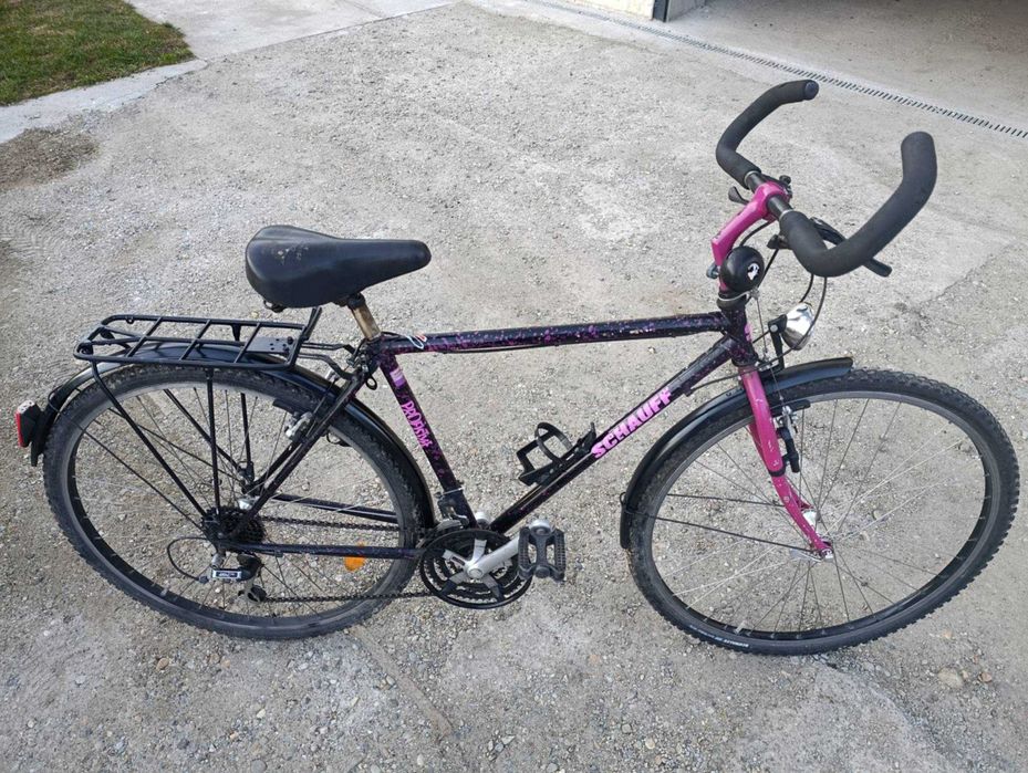 Vand bicicleta 350 lei