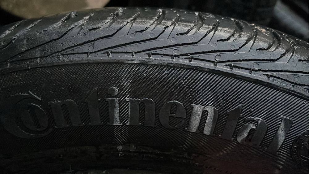 Резина continental комплект R 17 225/60