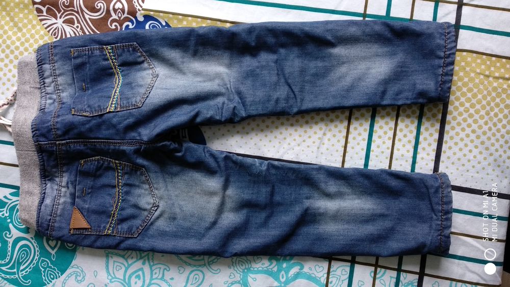Продам джинсы утеплённые