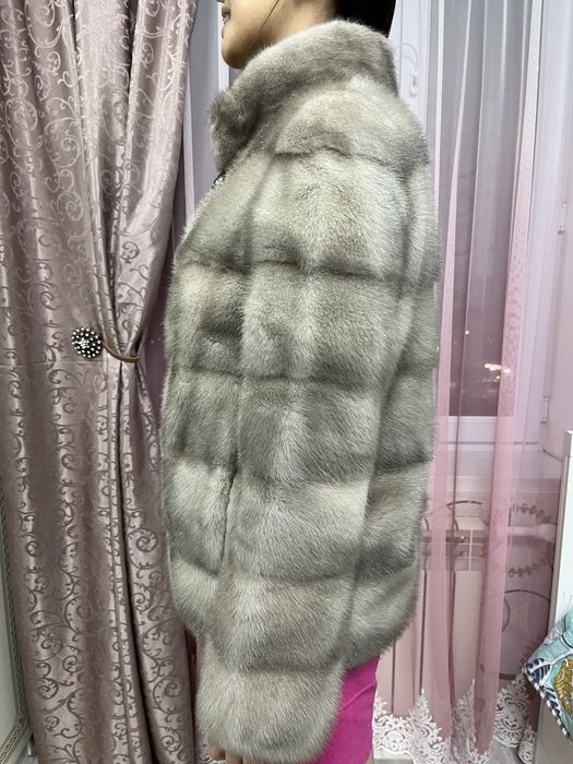 ПРОДАЕТСЯ НОРКОВАЯ ШУБА Трансформер 220000тг