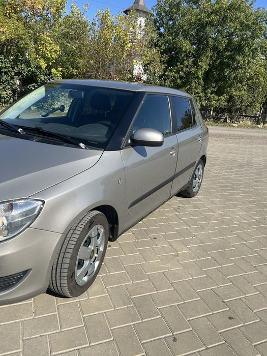 Vand skoda fabia 2 an  2011 1.2 GPL