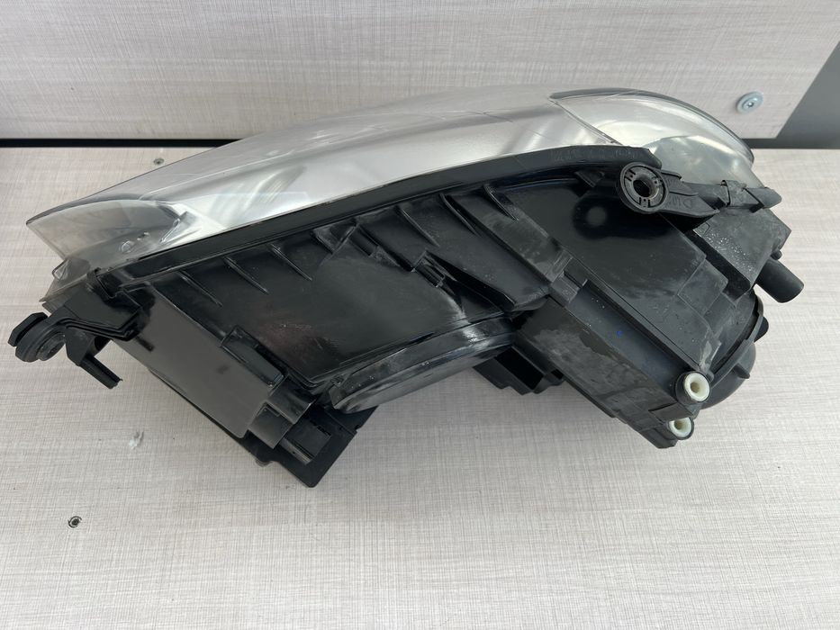 Фарове VW Touran 2010г