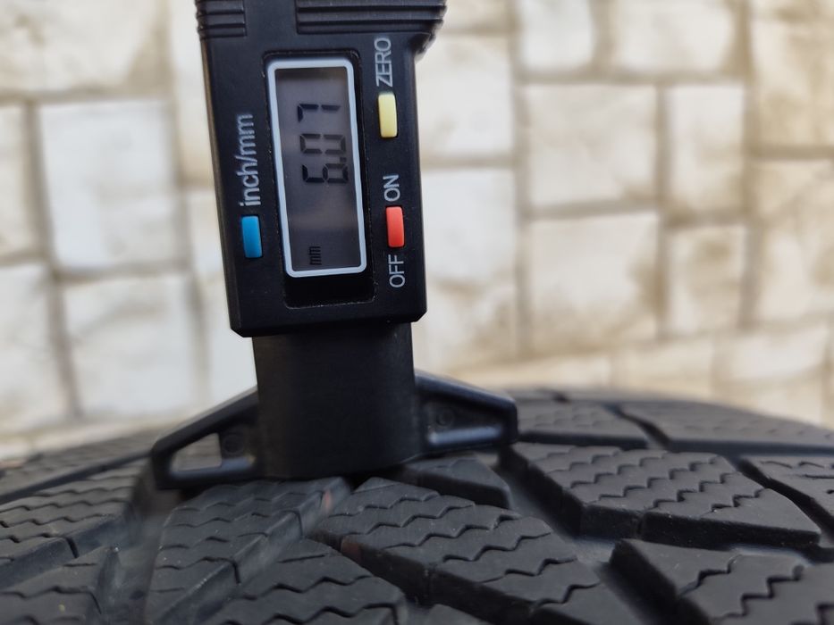 Зимни гуми Bridgestone 255/50R19  dot23 255/50/19